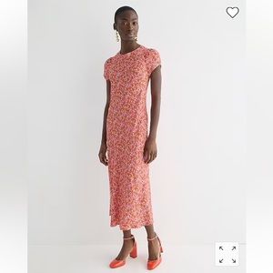 Short-sleeve Gwyneth cupro-blend slip dress in brilliant blooms sz 8